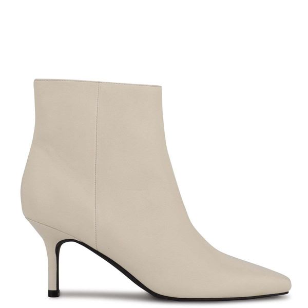 Nine West Ari Dress White Ankle Boots | South Africa 42H30-2T39